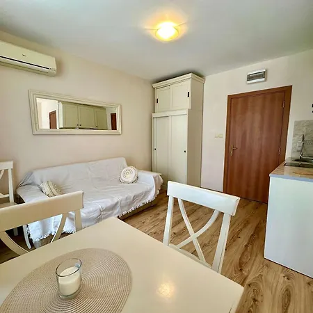 Apartmán Cozy At Dawn Park Sluneční pobřeží